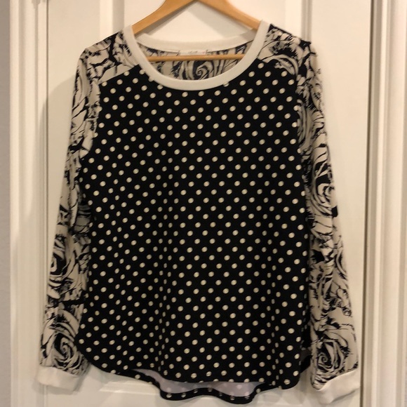 Le Lei Black & Cream Top, sz M - Picture 1 of 3